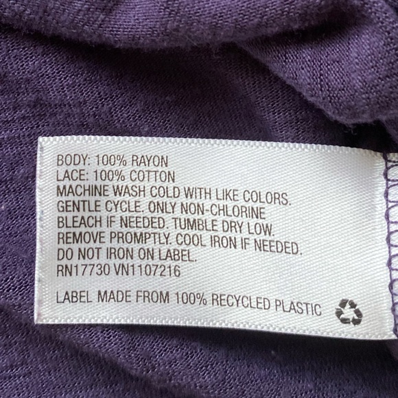 🍂CLEAROUT Purple Lace Embroidered Tank - Picture 6 of 10